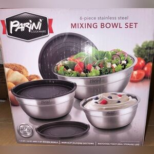 Parini Stainless Steel Mixing Bowl Set with Lids - Silver